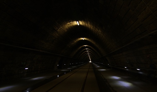 tunel