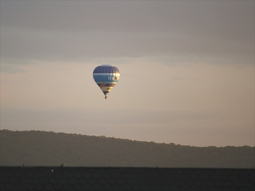 Balón nad Bratislavou