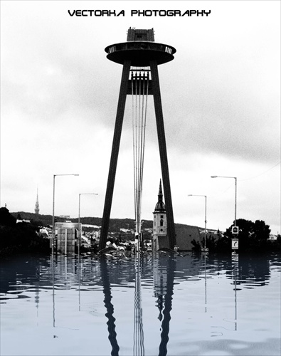 Ufo on the bridge