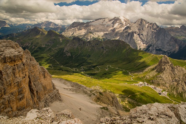 Výhľad na Marmolada.