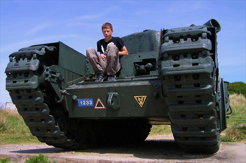 tank na každom rohu (pláži)