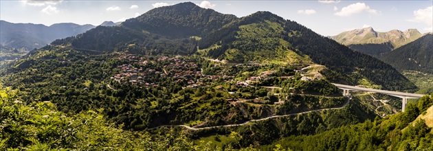 Panoráma gréckych hôr