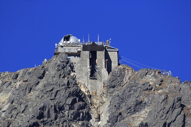 Observatórium na Lomnickom Štíte