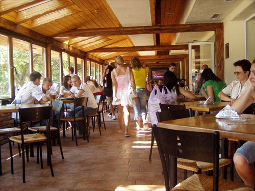 Užhorod - Ukrajina /pizzéria/