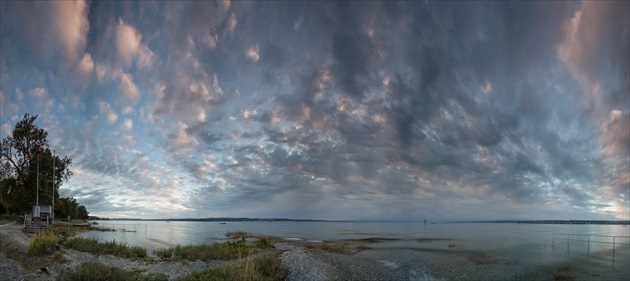 dnesni vychod slunce na Bodensee