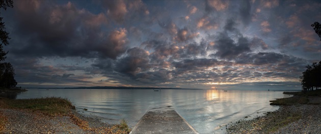 dnesni vychod slunce na Bodensee