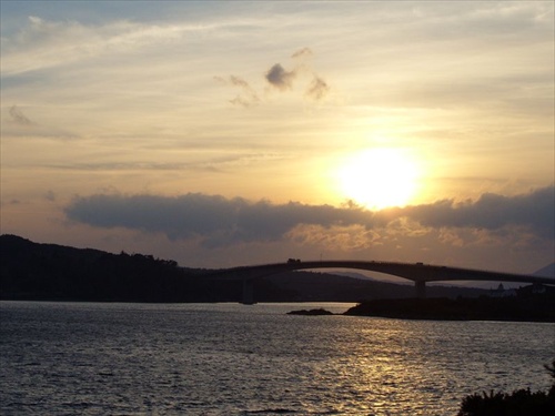 bridge to skye, scotland