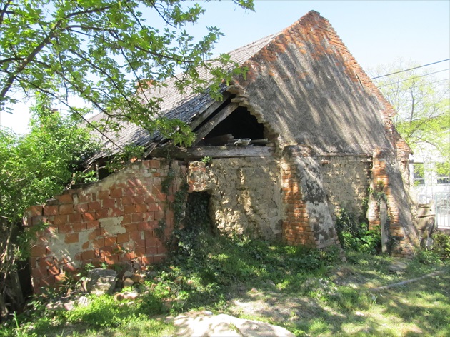 doslúžil , už ho čaká iba demolácia