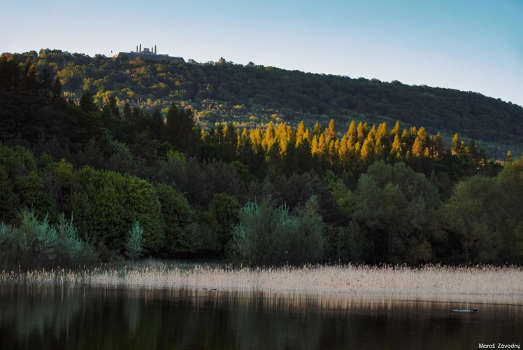 Priehrada a Mohyla M. R. Sťefánika