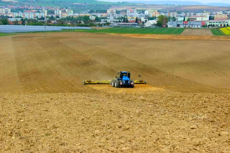 New Holland T9. 670