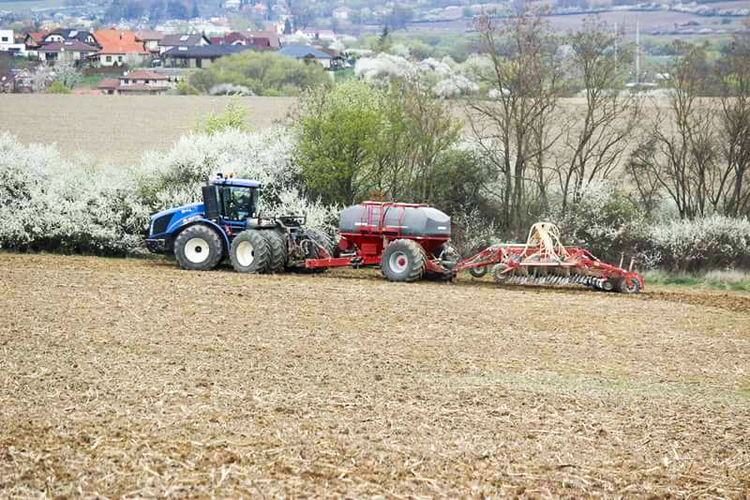 New Holland T9. 670