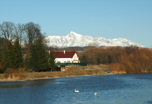 Idylka na Váhu