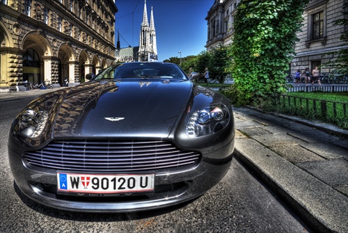 Aston Martin V8 Vantage II