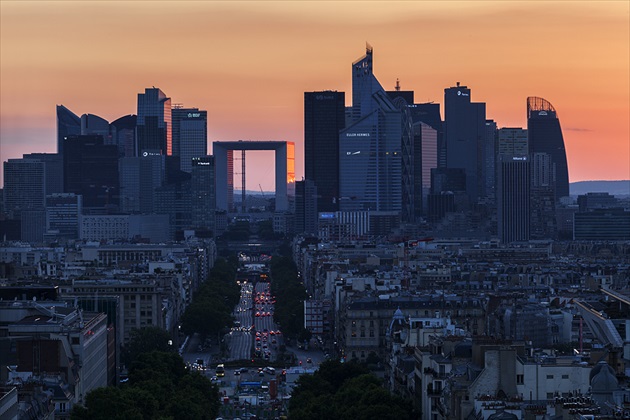 Súmrak nad La Défense