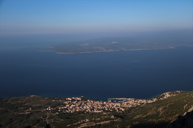 Baška Voda a Brač