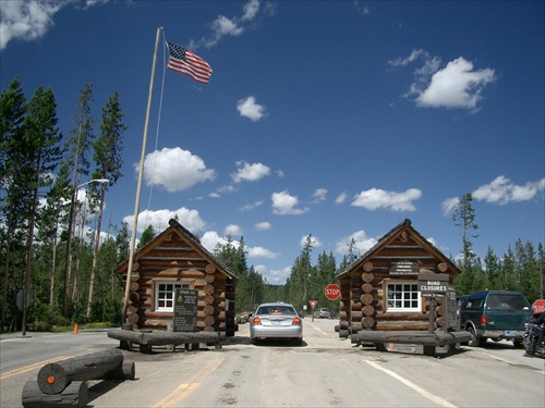 Vstúpte do Yellowstonského parku