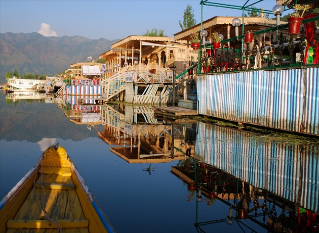 Dal Lake, Srinagar