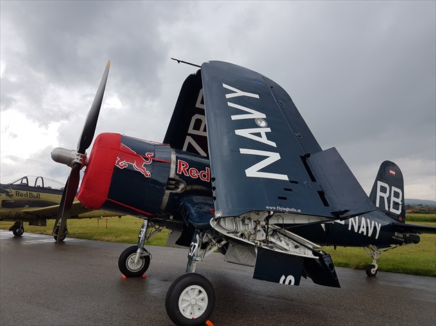 F4U-4 Corsair