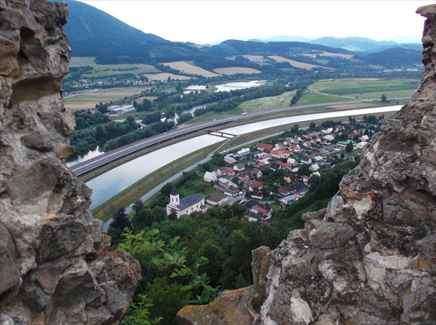 Považské Podhradie