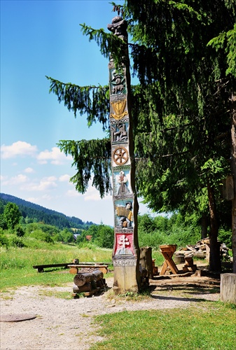 TOTEM