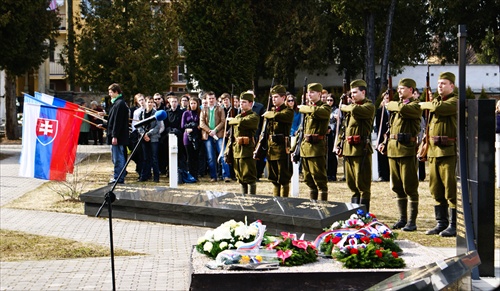 Výročie bombardovania SNV