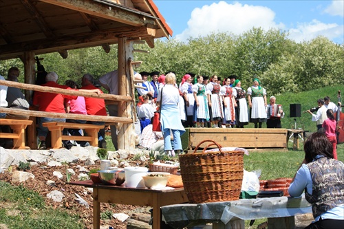 Bačova cesta 2009 - salaš Pastierska