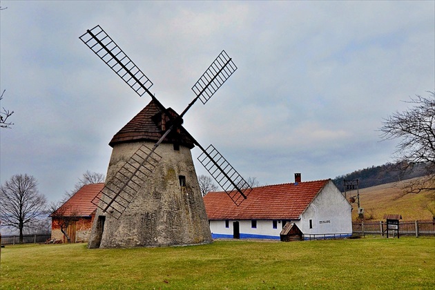 Veterný mlyn v Kuželove