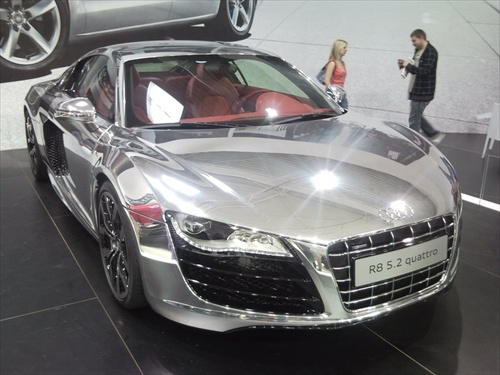 Krasavec Aluminiovy - Audi R8 Spyder