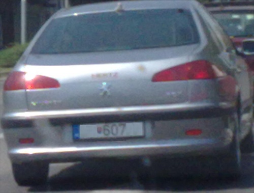 Peugeot 607