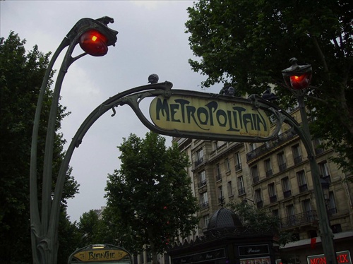 Metro, Blanche