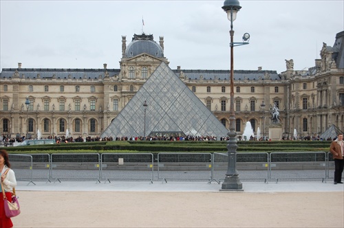 Louvre