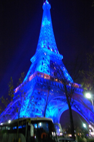 Tour Eifel le soir