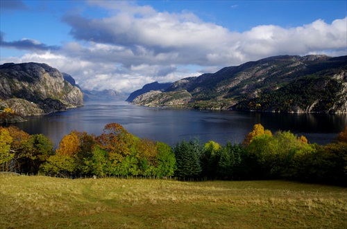 Lysefjorden v jeseni