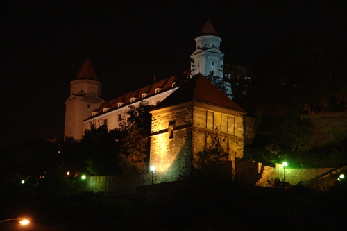 nočná Bratislava