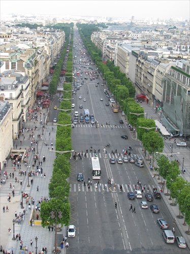 Champs-Elysees