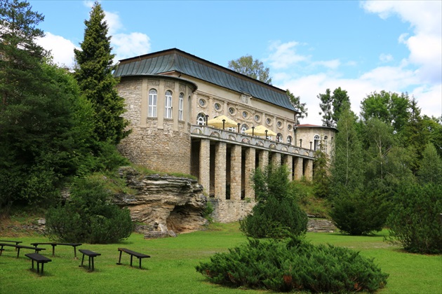 Biely dom, Vyšné Ružbachy