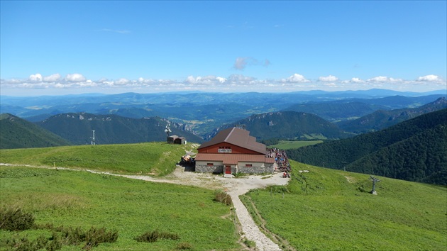 cesta  od lanovky na Veľký Kriváň