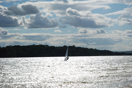 windsurf