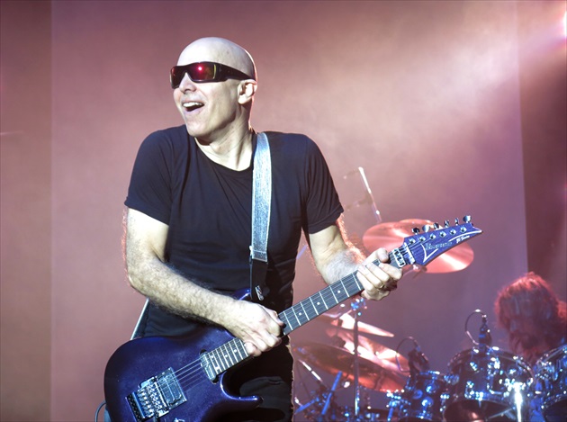 JOE SATRIANI 5.