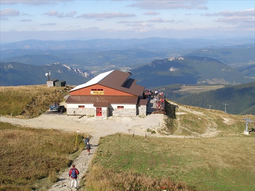 Vrchná stanica lanovky vo Vrátnej