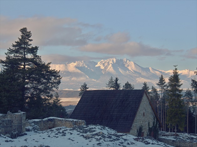 Kláštorisko- pohľad na Vysoké Tatry