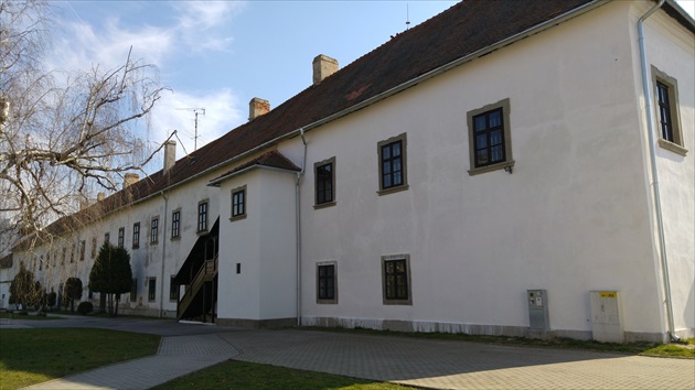 Hrad Levice podhradie