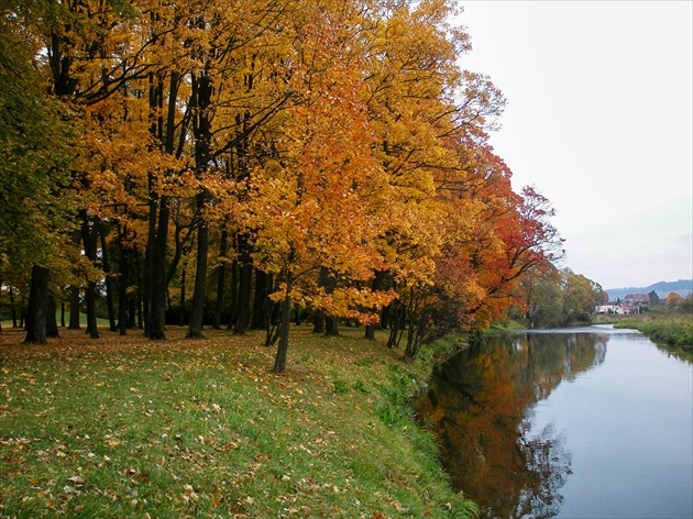 Jesenné zrkadlenie