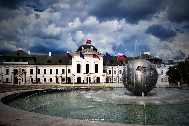 Bratislava, Grasalkovičov palác 