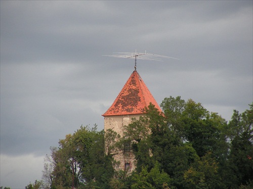 veža čo všetko počuje :-)