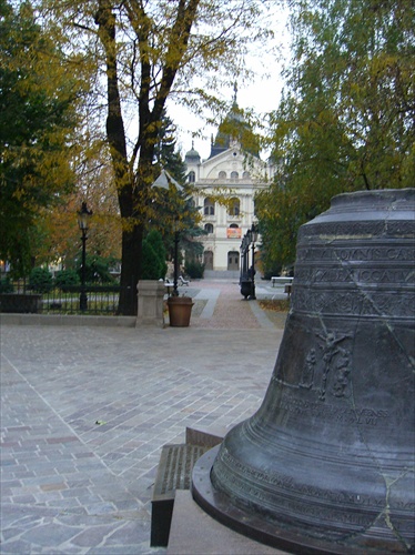 Pozliepany zvon z Urbanovej veže