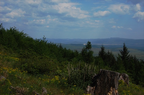 Slovensko z Veľkého Tribeču