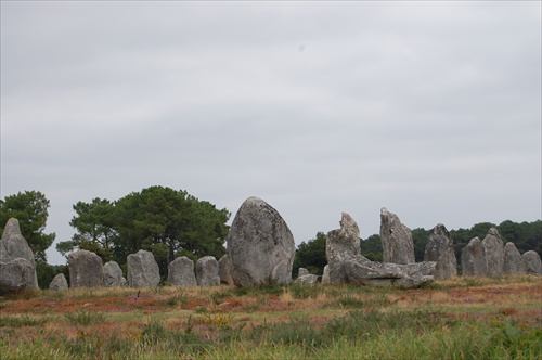 Kermario - megalitické pole, Bretagne