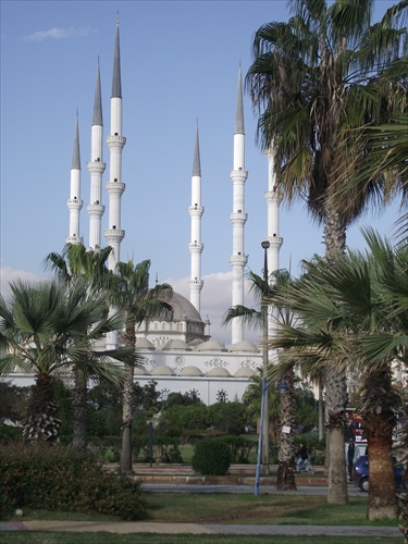 Muğdat camii