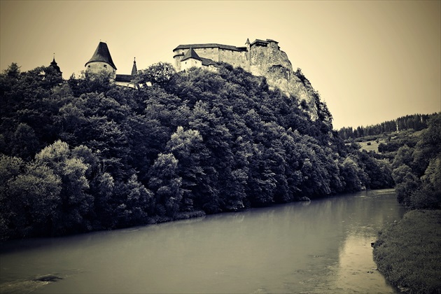 ORAVA CASTLE